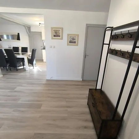 Casa de Férias Chez Pierre, La Ville-Dieu-du-Temple