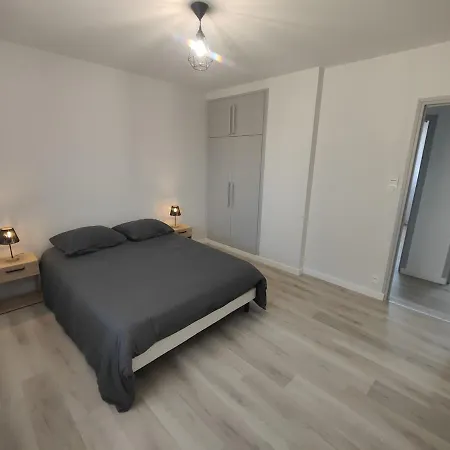 Chez Pierre, La Ville-Dieu-du-Temple