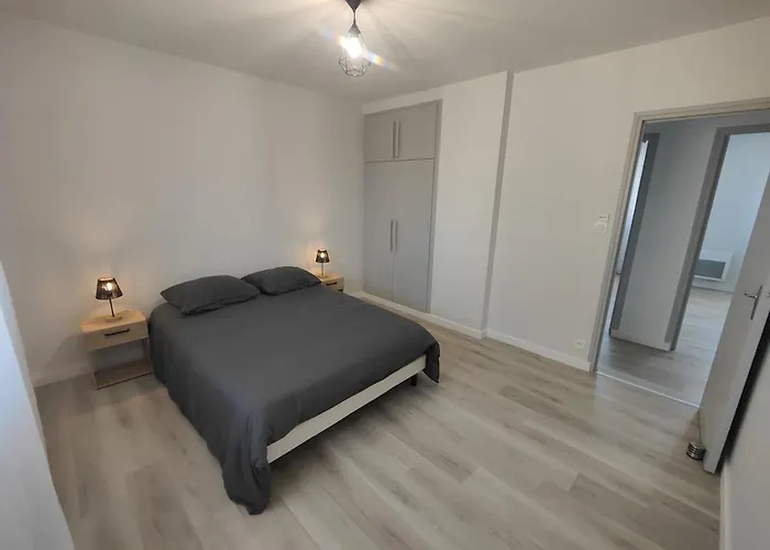 Chez Pierre, La Ville-Dieu-du-Temple